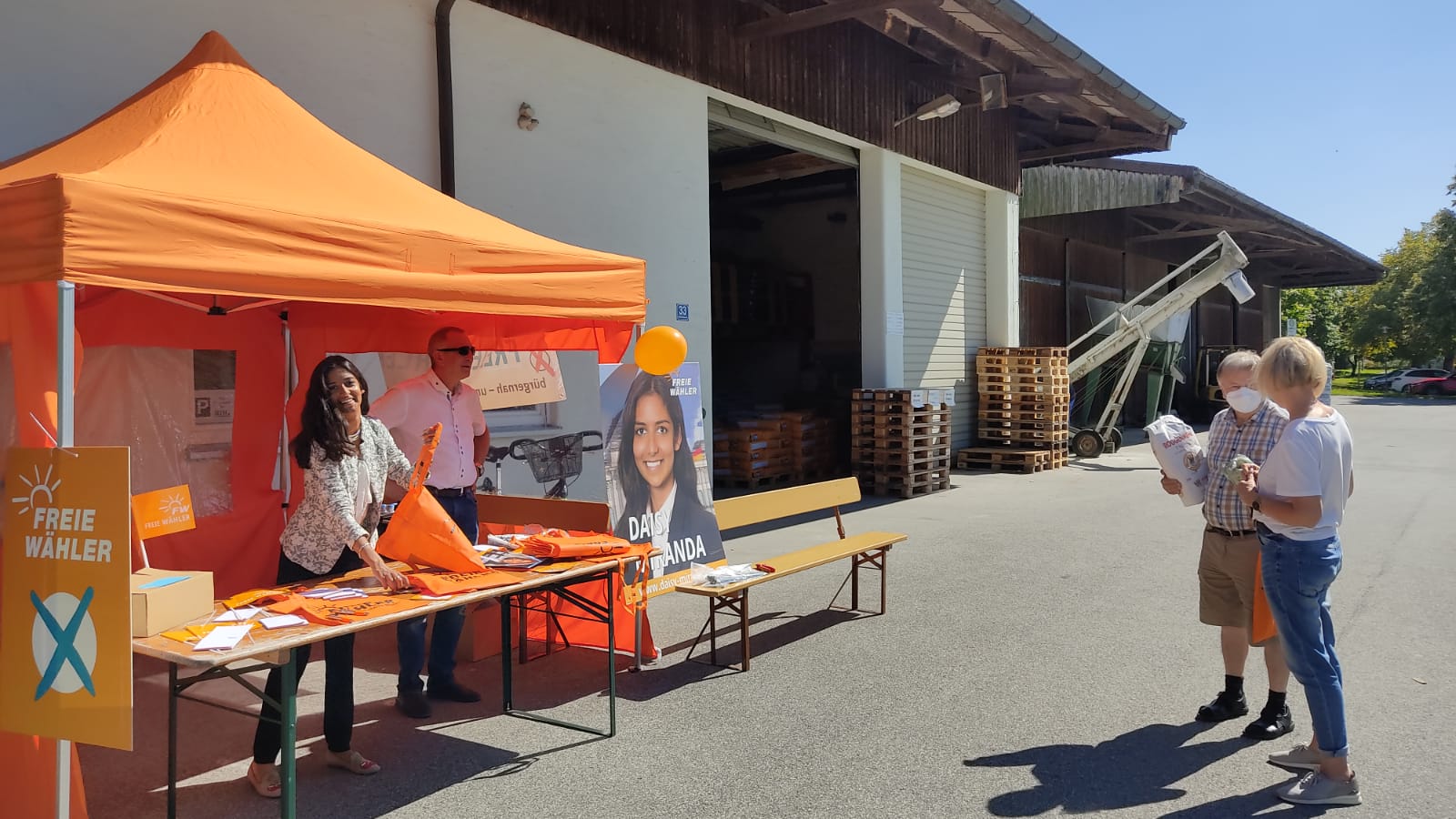 Foto 1 Wahlstand Berching