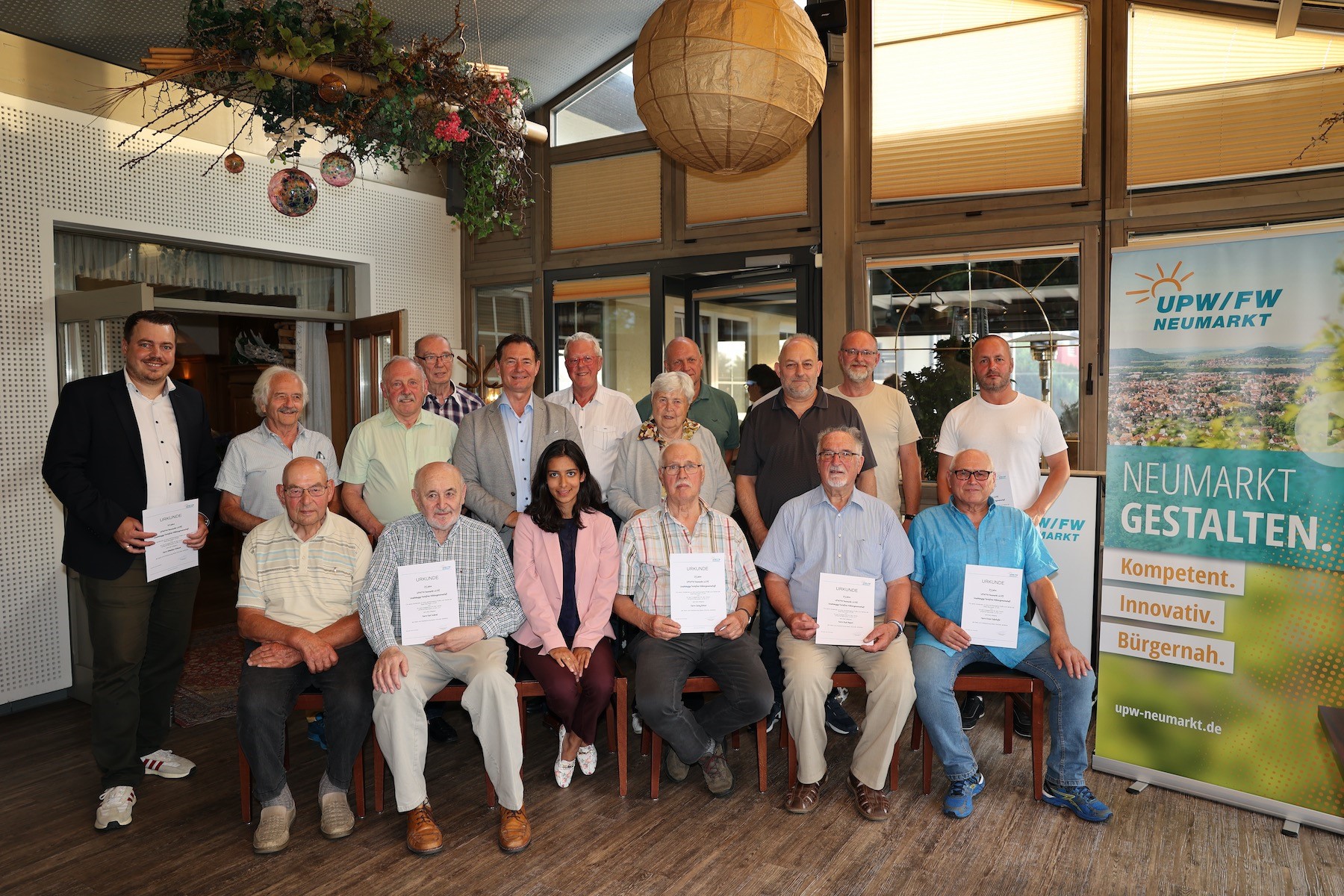 Foto PM Ehrungen UPW FW Neumarkt Juni 2023