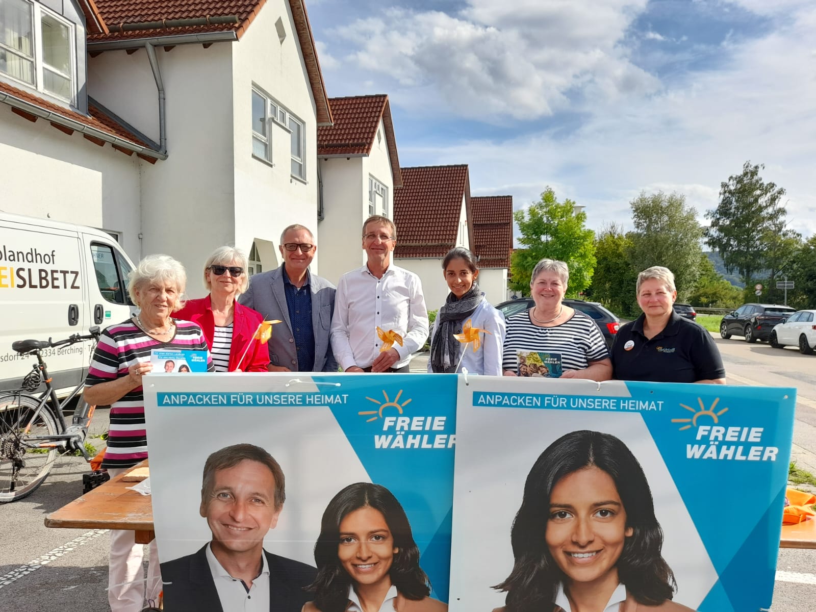 Foto Wahlstand Berching